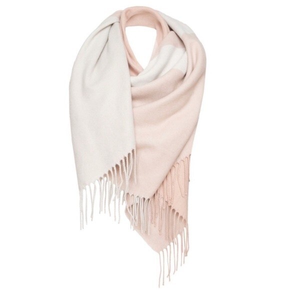 Soia & Kyo Mirel Fringe Scarfigan Shawl Wrap Poncho Cardigan OS NWT - Picture 9 of 16